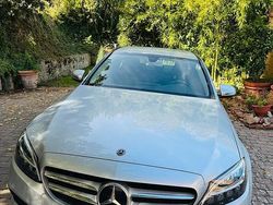 Grigio Usata 2019 Mercedes C220 Tre volumi | 30.000 €