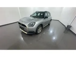 Grigio(met.) Usata 2024 Mini Cooper Countryman Favoured SUV | 34.400 €