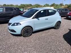 Grigio chiaro Usata 2023 Lancia Ypsilon Due volumi | 12.500 € (Buon prezzo)