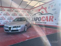 Grigio Usata 2007 Alfa Romeo 159 Exclusive Tre volumi | 3990 € (Cara)