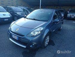 Grigio Usata 2012 Renault Clio IV Tre volumi | 5800 € (Buon prezzo)
