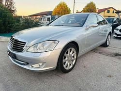 Grigio Usata 2006 Mercedes S500 Tre volumi | 9500 € (Buon prezzo)