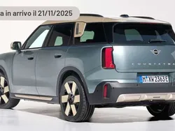 Argento Nuova 2025 Mini Cooper S Countryman Classic SUV | 35.710 €