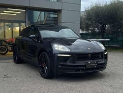 Tiefschwarzmetallic Usata 2022 Porsche Macan SUV | 74.990 € (Ottimo prezzo)
