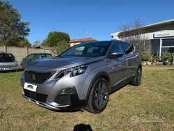 Argento Usata 2018 Peugeot 5008 GT Monovolume | 17.900 € (Super prezzo)