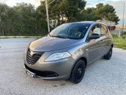 Grigio Usata 2014 Lancia Ypsilon S Due volumi | 8290 € (Molto cara)