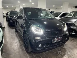 Nero cinema Usata 2018 Smart ForFour Passion Tre volumi | 12.490 € (Ottimo prezzo)