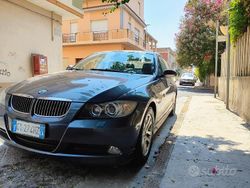 Usata 2005 BMW 320 Tre volumi | 4500 € (Molto cara)