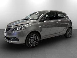 Grigio Usata 2022 Lancia Ypsilon Gold Due volumi | 12.190 € (Buon prezzo)
