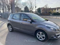 Grigio Usata 2010 Renault Scénic III Monovolume | 4200 € (Buon prezzo)