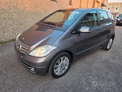 Grigio Usata 2010 Mercedes A180 Station wagon | 3900 €