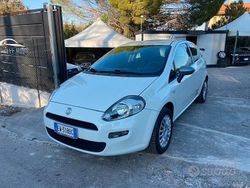 Bianco Usata 2014 Fiat Punto Lounge Due volumi | 4299 € (Buon prezzo)