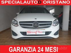 Bianco Usata 2015 Mercedes B180 Monovolume | 11.950 € (Molto cara)