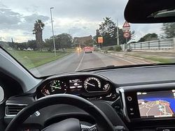 Marrone Usata 2012 Peugeot 208 Due volumi | 7000 € (Buon prezzo)