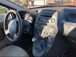 Usata 2007 Fiat Panda Tre volumi | 2400 €