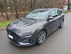 Grigio Usata 2022 Ford Focus ST-Line Station wagon | 17.499 € (Ottimo prezzo)