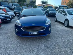 Blu Usata 2018 Ford Fiesta Due volumi | 9999 € (Buon prezzo)