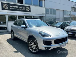 Argento Usata 2015 Porsche Cayenne SUV | 21.500 € (Ottimo prezzo)