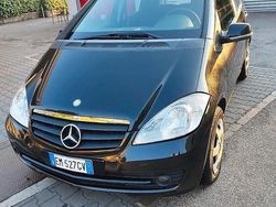 Nero Usata 2012 Mercedes A160 Monovolume | 5000 € (Buon prezzo)