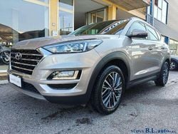 Grigio chiaro Usata 2020 Hyundai Tucson XPrime SUV | 15.900 € (Buon prezzo)
