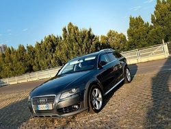 Grigio Usata 2010 Audi A4 Tre volumi | 8000 € (Buon prezzo)