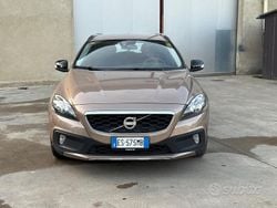 Marrone Usata 2013 Volvo V40 CC Summum Station wagon | 8000 € (Buon prezzo)