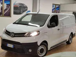 Bianco Nuova 2024 Toyota Proace Furgone | 23.900 € (Ottimo prezzo)