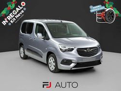 Grigio chiaro Usata 2021 Opel Combo Life Innovation Monovolume | 20.900 € (Molto cara)
