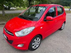 Rosso Usata 2014 Hyundai i10 Classic Due volumi | 3500 € (Buon prezzo)