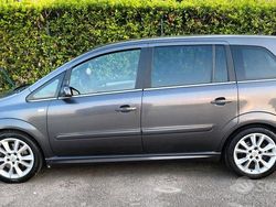 Grigio Usata 2009 Opel Zafira Monovolume | 2800 € (Cara)