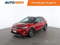 Rosso Usata 2018 Kia Stonic SUV | 13.599 € (Buon prezzo)