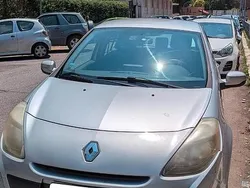 Usata 2010 Renault Clio II Due volumi | 3900 € (Buon prezzo)