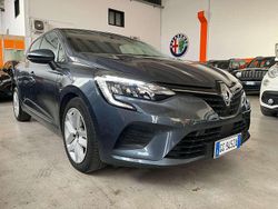Grigio Usata 2021 Renault Clio V Zen Tre volumi | 11.900 € (Buon prezzo)