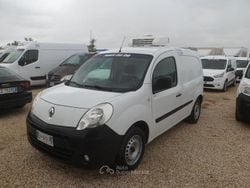 Bianco Usata 2012 Renault Kangoo Monovolume | 6000 € (Molto cara)