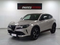 Beige Nuova 2024 Alfa Romeo Junior Edizione Speciale SUV | 29.900 € (Buon prezzo)
