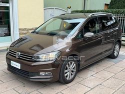 Marrone Usata 2017 VW Touran Comfortline Monovolume | 12.500 € (Buon prezzo)
