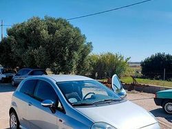 Grigio Usata 2006 Fiat Grande Punto Due volumi | 4500 € (Molto cara)