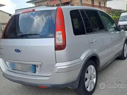 Argento Usata 2006 Ford Fusion Tre volumi | 1450 € (Buon prezzo)