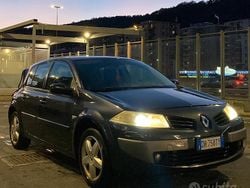 Nero Usata 2007 Renault Mégane II Tre volumi | 1100 € (Ottimo prezzo)