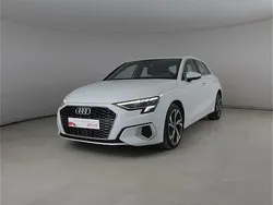 Bianco ghiaccio metallizzato Usata 2022 Audi A3 Advanced Plus | 27.300 €