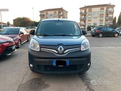 Blu Usata 2018 Renault Kangoo Monovolume | 8800 € (Buon prezzo)