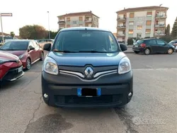 Blu Usata 2018 Renault Kangoo Monovolume | 9300 € (Buon prezzo)