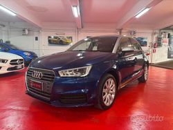Blu Usata 2016 Audi A1 Attraction Tre volumi | 11.390 € (Buon prezzo)