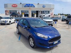 Blu Usata 2017 Ford Fiesta Titanium Due volumi | 9800 € (Cara)