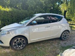 Usata 2019 Lancia Ypsilon Due volumi | 9990 € (Buon prezzo)