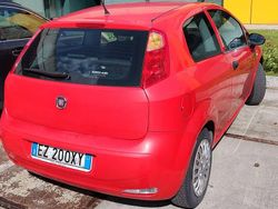 Rosso Usata 2015 Fiat Grande Punto Due volumi | 2500 € (Super prezzo)