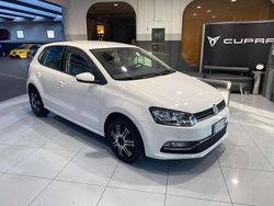Bianco Usata 2016 VW Polo Comfortline Tre volumi | 8000 € (Buon prezzo)