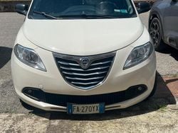 Bianco Usata 2015 Lancia Ypsilon Due volumi | 7000 € (Buon prezzo)