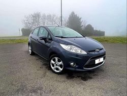 Grigio Usata 2011 Ford Fiesta Tre volumi | 6700 € (Cara)