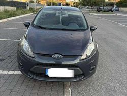 Usata 2011 Ford Fiesta Titanium Due volumi | 4000 € (Buon prezzo)